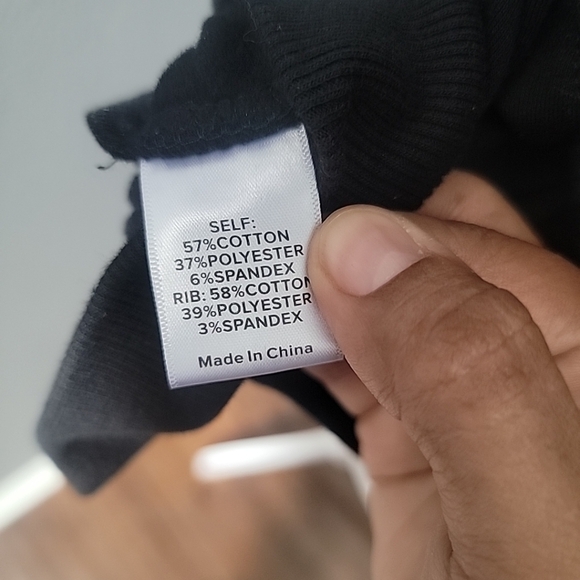 Evereve Anthro Sweatshirt Black Funnel Neck Pullover Kangaroo Pocket Size Med - Picture 6 of 7